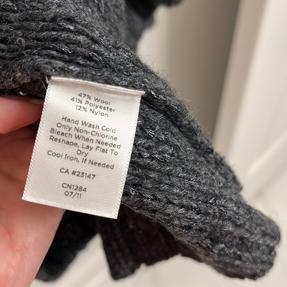 Sweater - Picture 2 of 3